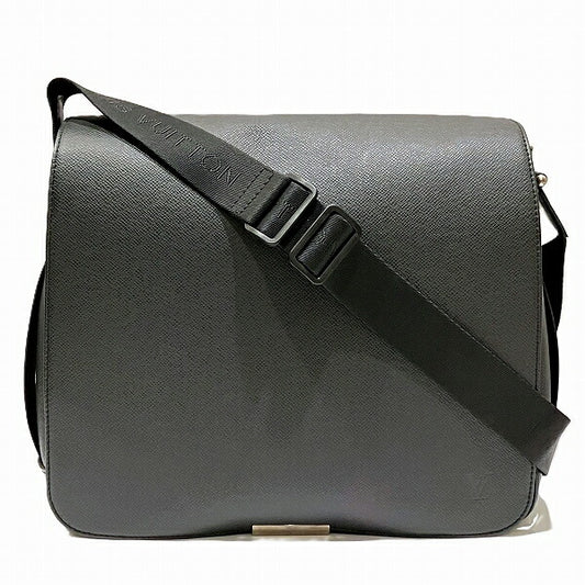 Louis Vuitton Taiga Victor Shoulder Bag M30142