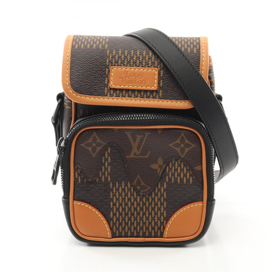 Louis Vuitton Amazon Messenger Bag N40357