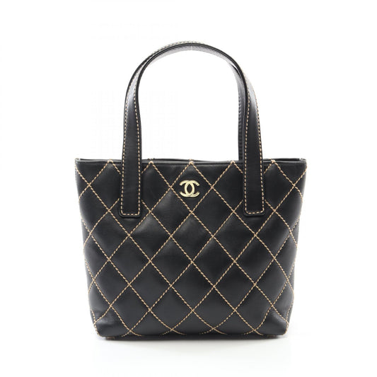 Chanel Wild Stitch Leather Tote Bag A18126