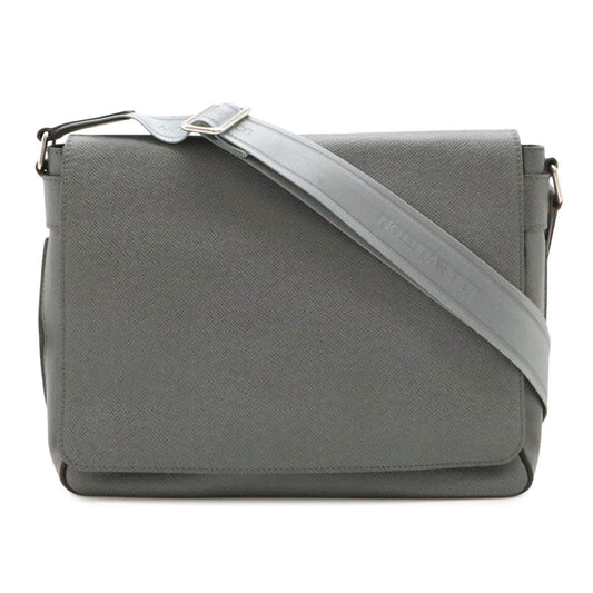 Louis Vuitton Taiga Roman MM Leather Messenger Bag M32623