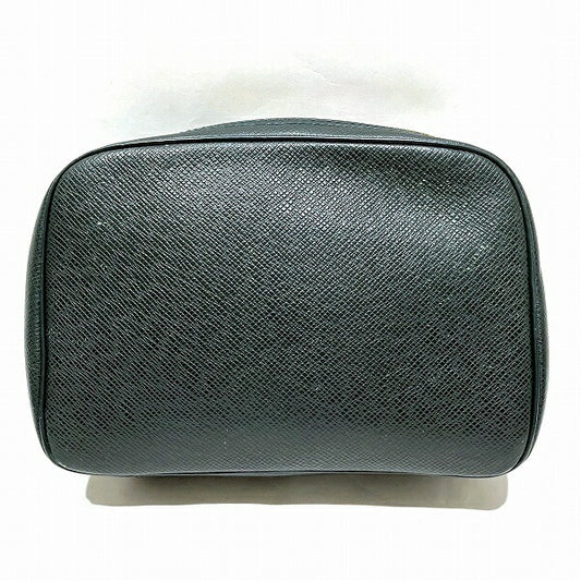 Louis Vuitton Taiga Leather Accessory Pouch M30304