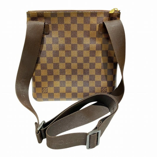 Louis Vuitton Damier Pochette Melville Bag