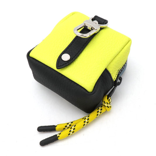 Louis Vuitton Taurillon Leather Square Pouch M00739