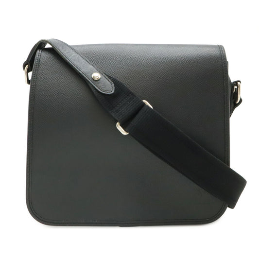 Louis Vuitton Taiga Andrei Shoulder Bag Black