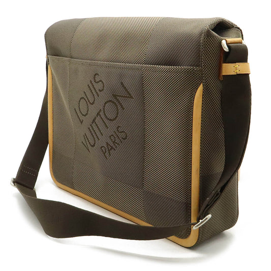 Louis Vuitton Damier Geant Messenger Bag M93030