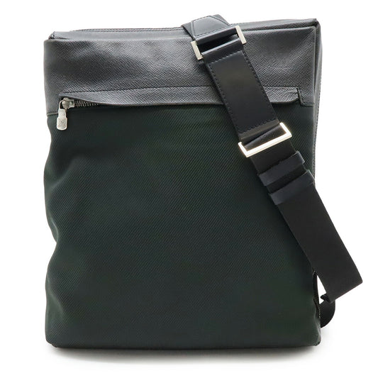 Louis Vuitton Taiga Beluga Shoulder Bag M30912