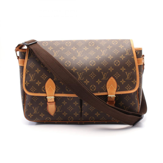 Louis Vuitton Monogram Shoulder Bag M42246