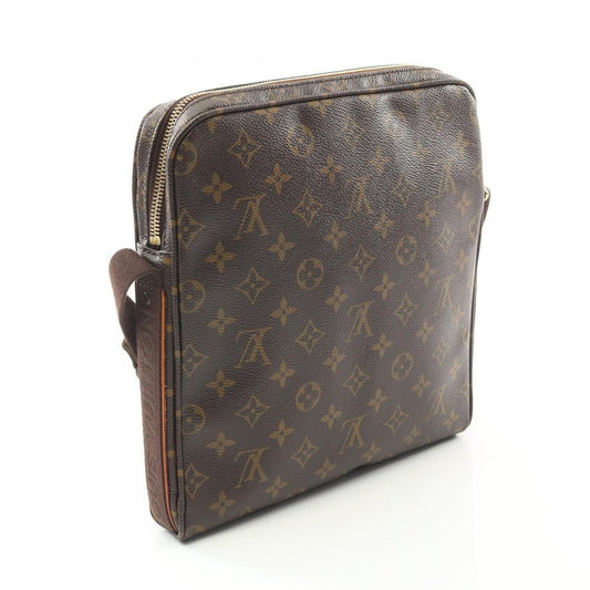 Louis Vuitton Trotteur Beaubourg Shoulder Bag M97037