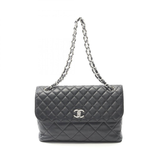 Chanel Matelasse Lambskin Shoulder Bag Black