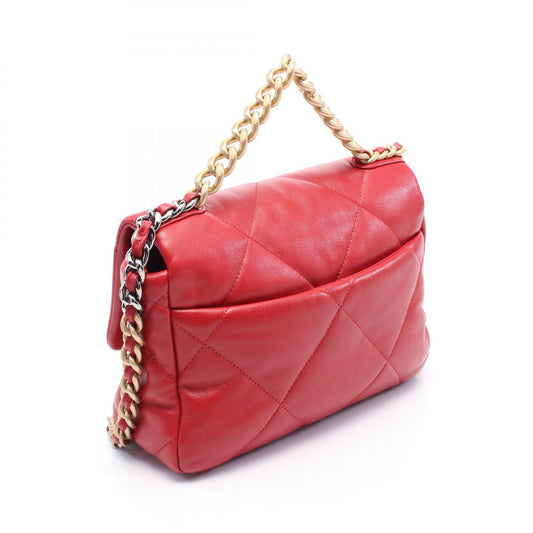 Chanel 19 Matelasse Leather Shoulder Bag Red