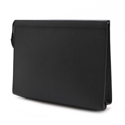 Louis Vuitton Taiga Leather Clutch M30450