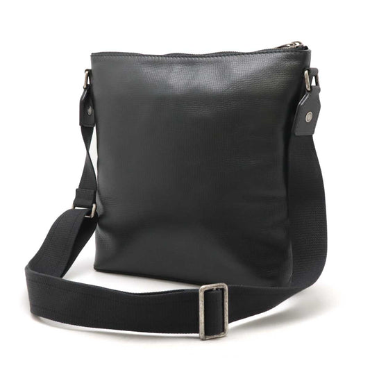 Louis Vuitton Utah Shawnee MM Shoulder Bag M94017