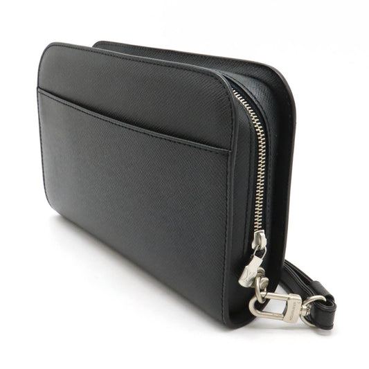 Louis Vuitton Taiga Baikal Clutch Bag M30182