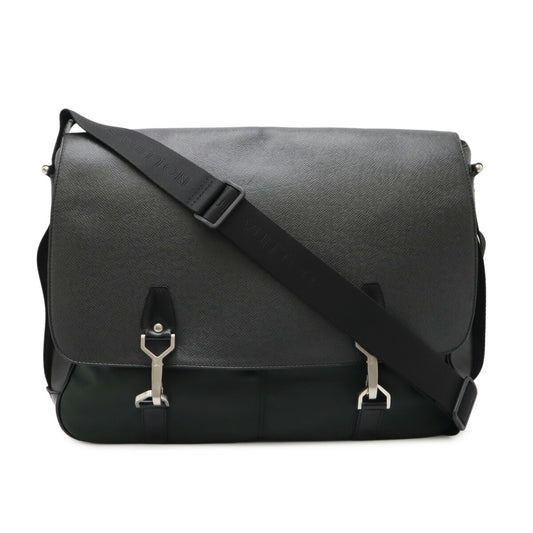 Louis Vuitton Taiga Dersu Leather Messenger Bag M30162