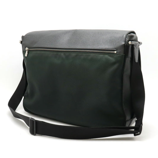 Louis Vuitton Taiga Dersu Leather Messenger Bag M30162