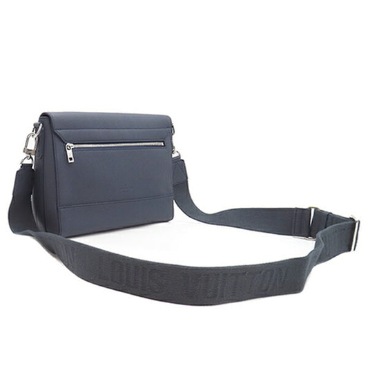 Louis Vuitton Aerogram Leather Messenger Bag M21363